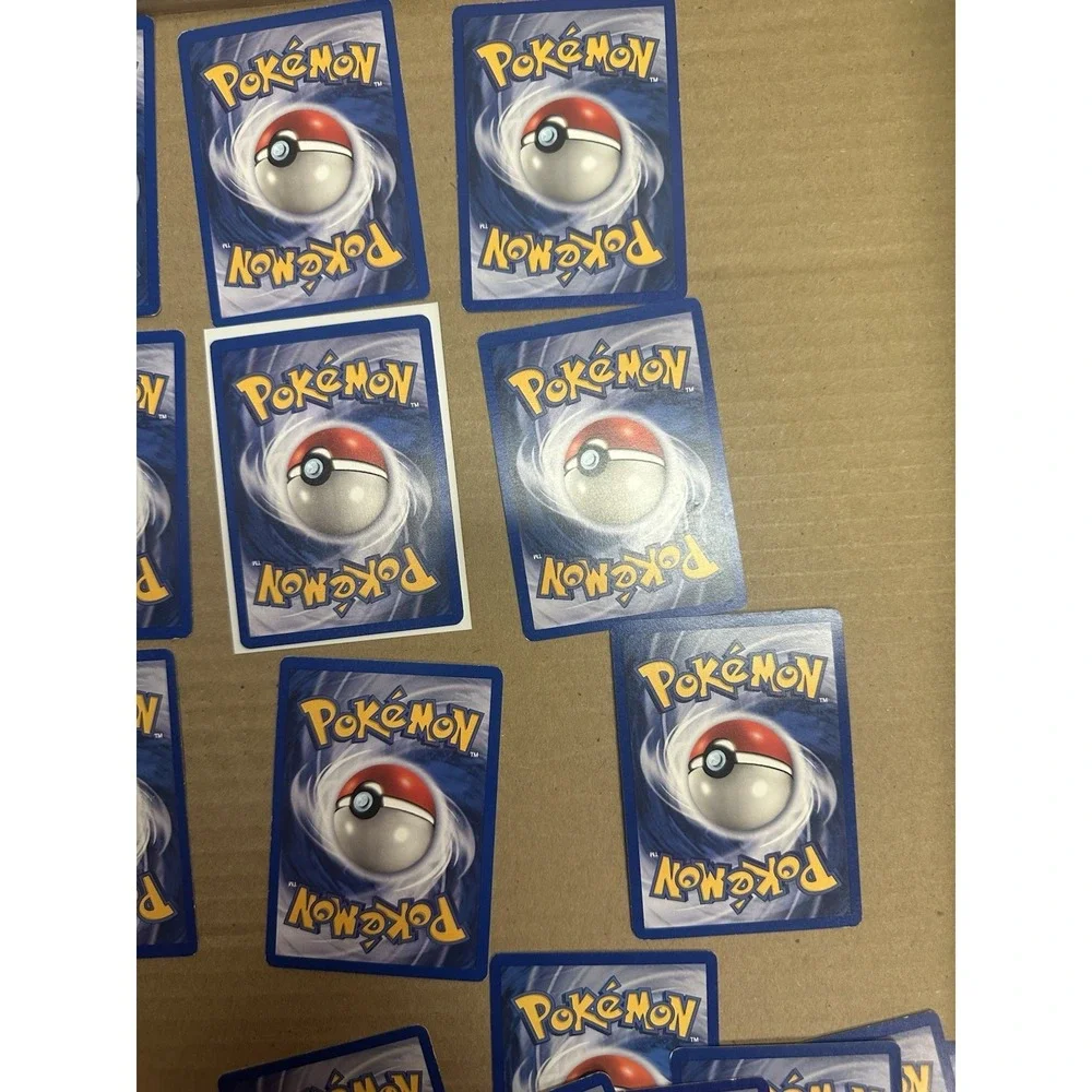 25 Vintage pokemon card collection LP-DMG Shadowless and first editions see pics
